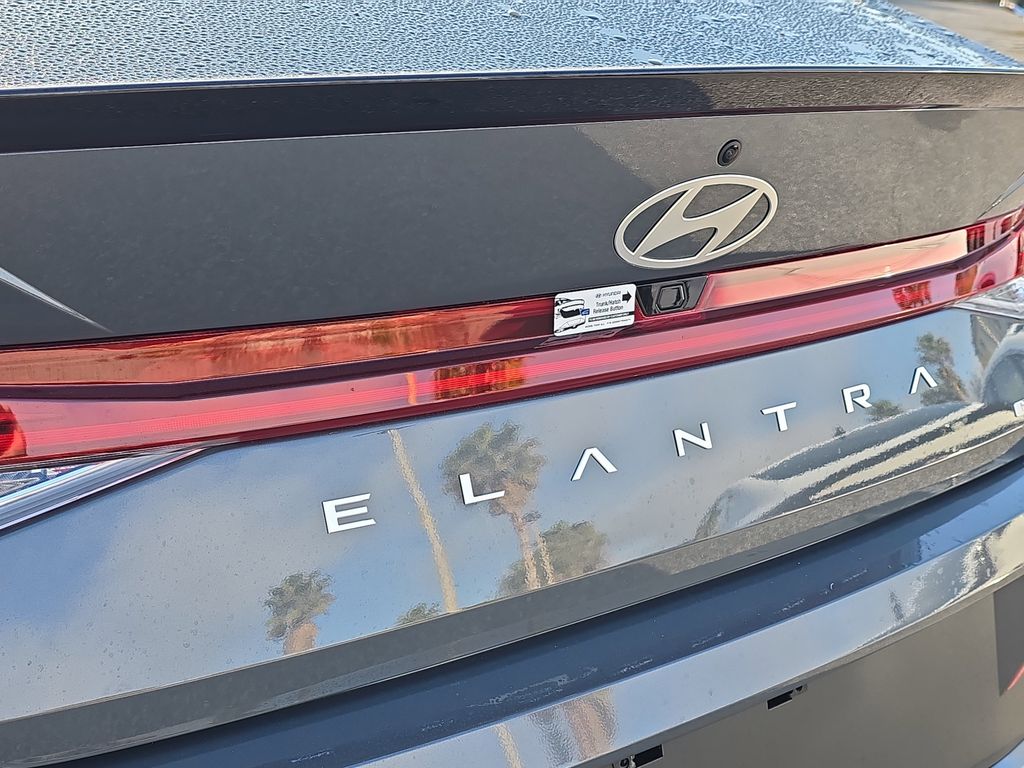 Thumbnail: 2026 Hyundai Elantra - 22
