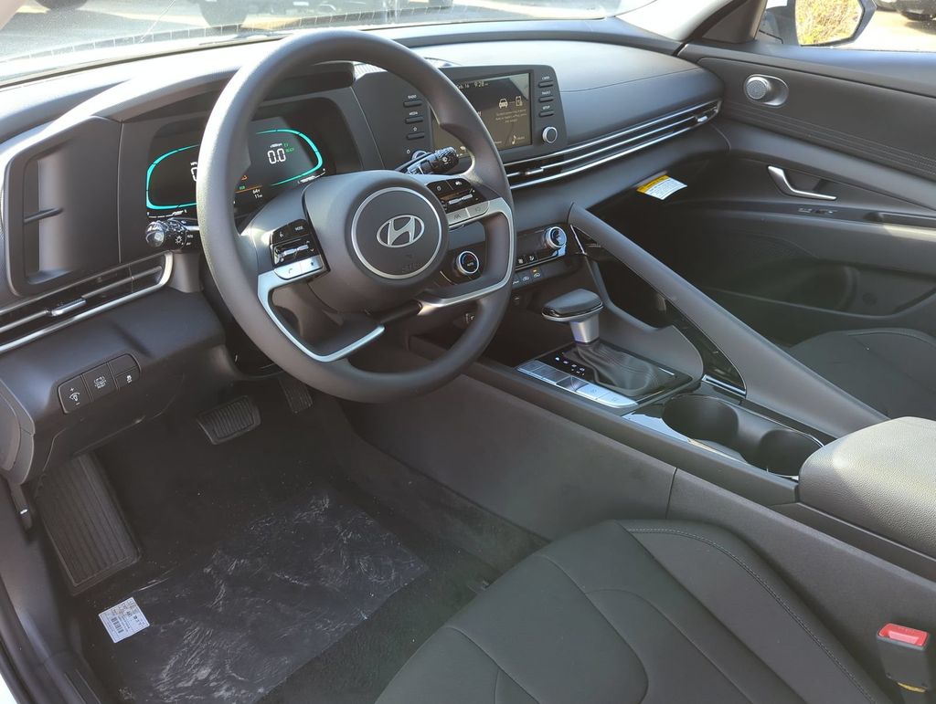 Thumbnail: 2026 Hyundai Elantra - 2