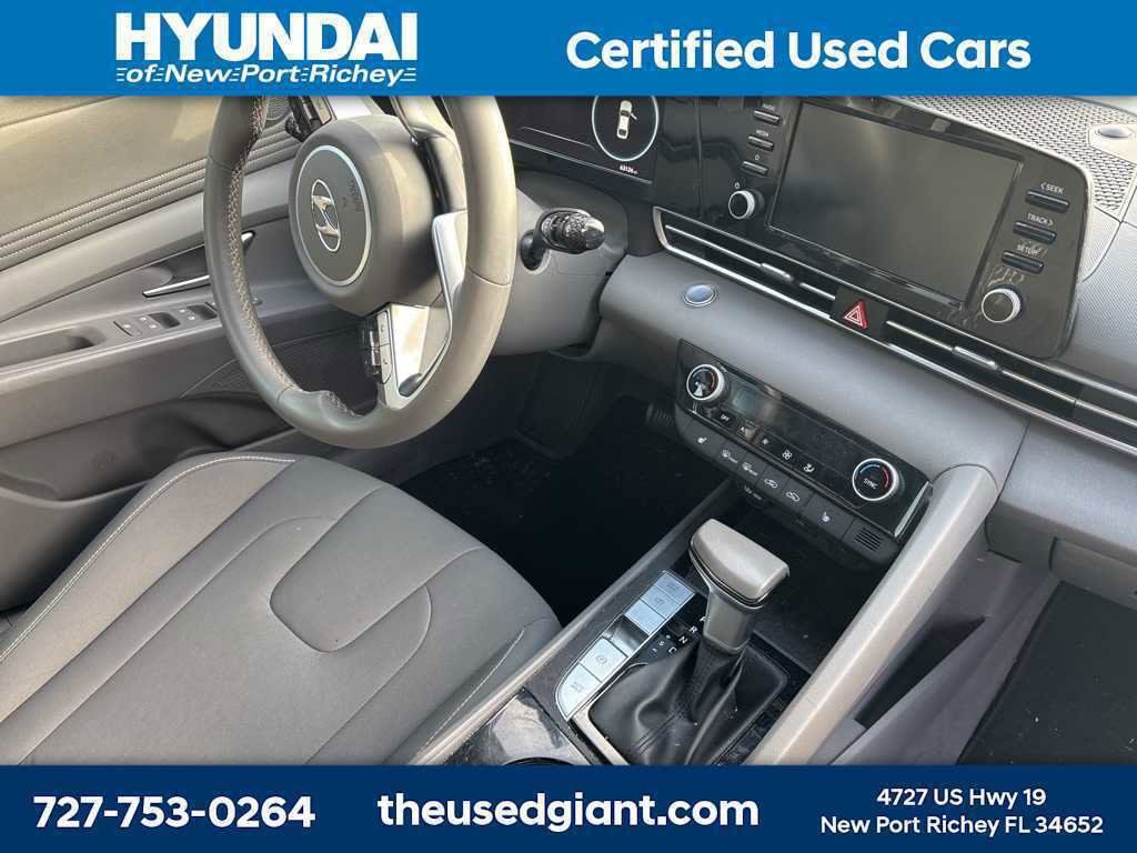 Thumbnail: 2021 Hyundai Elantra - 2