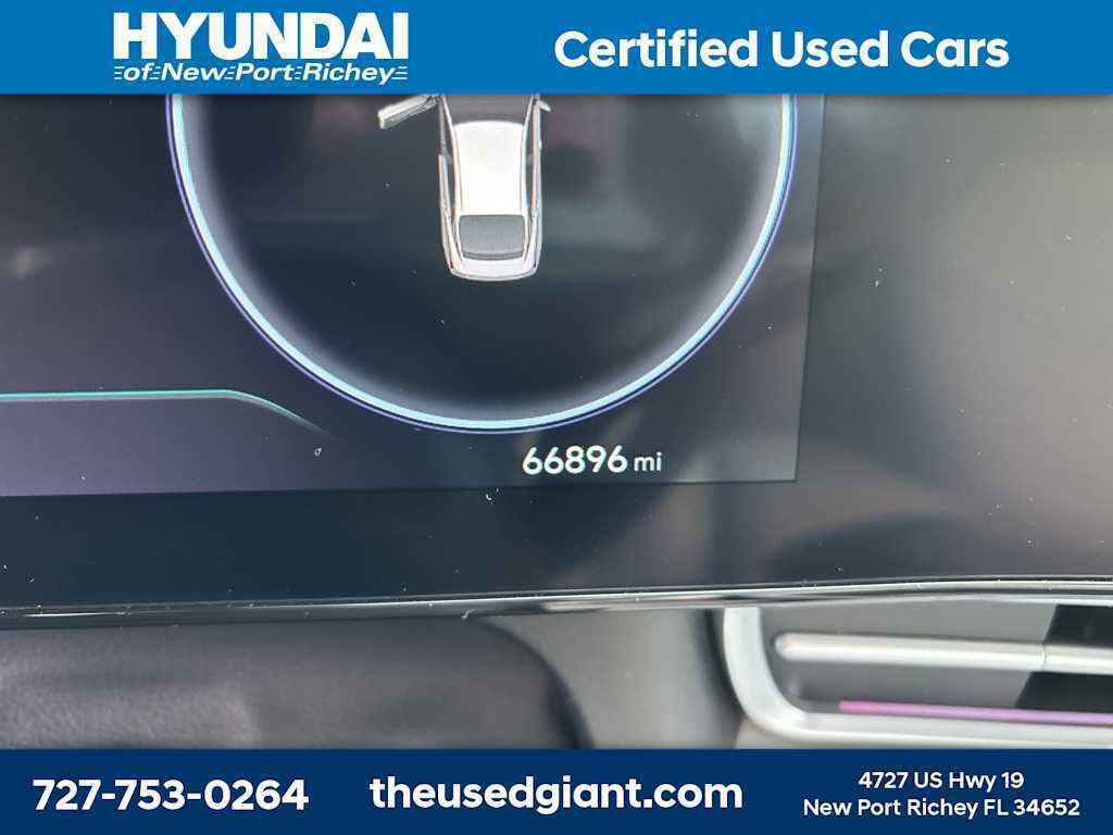 Thumbnail: 2023 Hyundai Elantra - 13