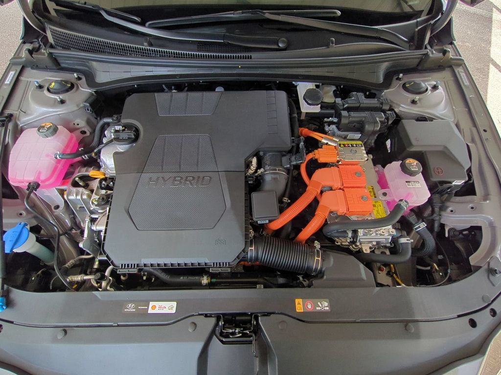 Thumbnail: 2025 Hyundai Elantra - 9