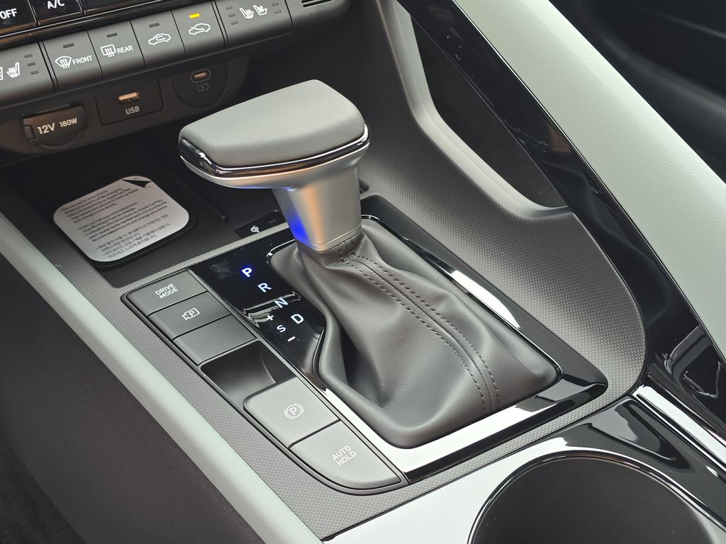 Thumbnail: 2026 Hyundai Elantra - 14