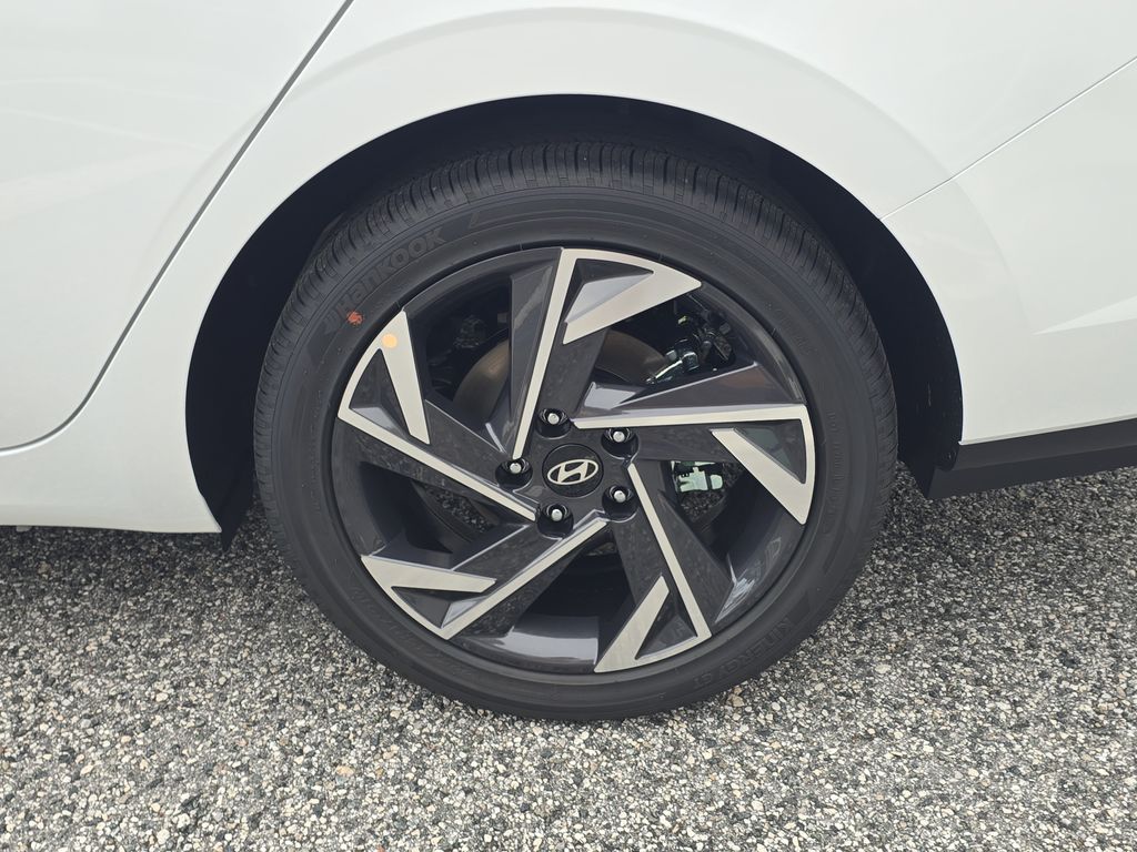 Thumbnail: 2026 Hyundai Elantra - 7