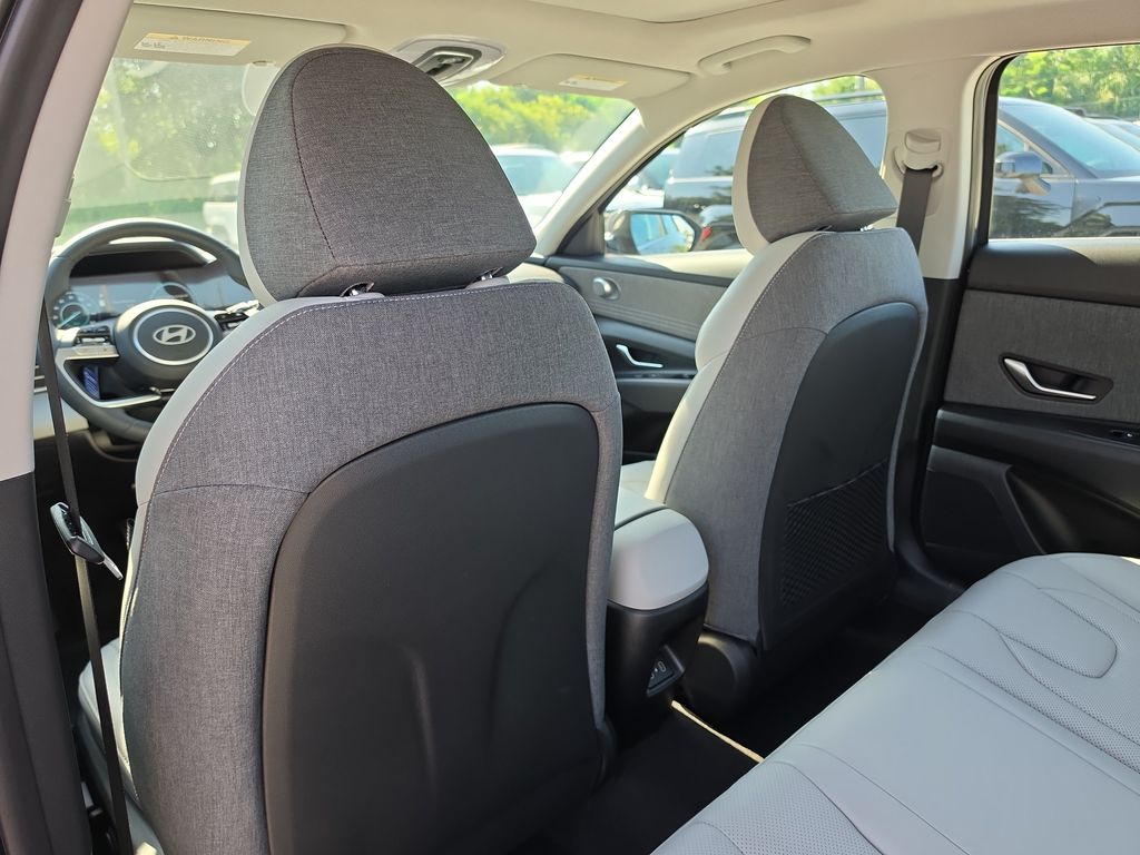 Thumbnail: 2026 Hyundai Elantra - 11