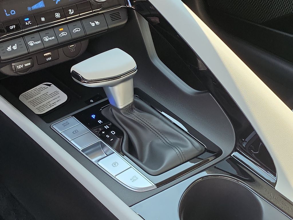 Thumbnail: 2026 Hyundai Elantra - 14