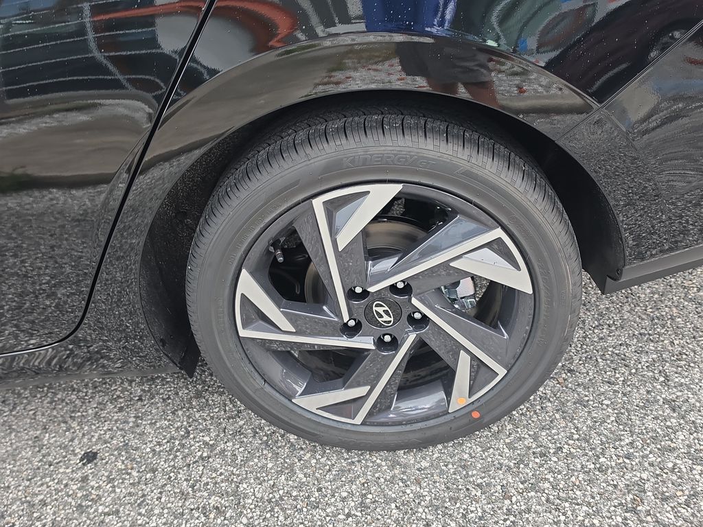 Thumbnail: 2026 Hyundai Elantra - 8