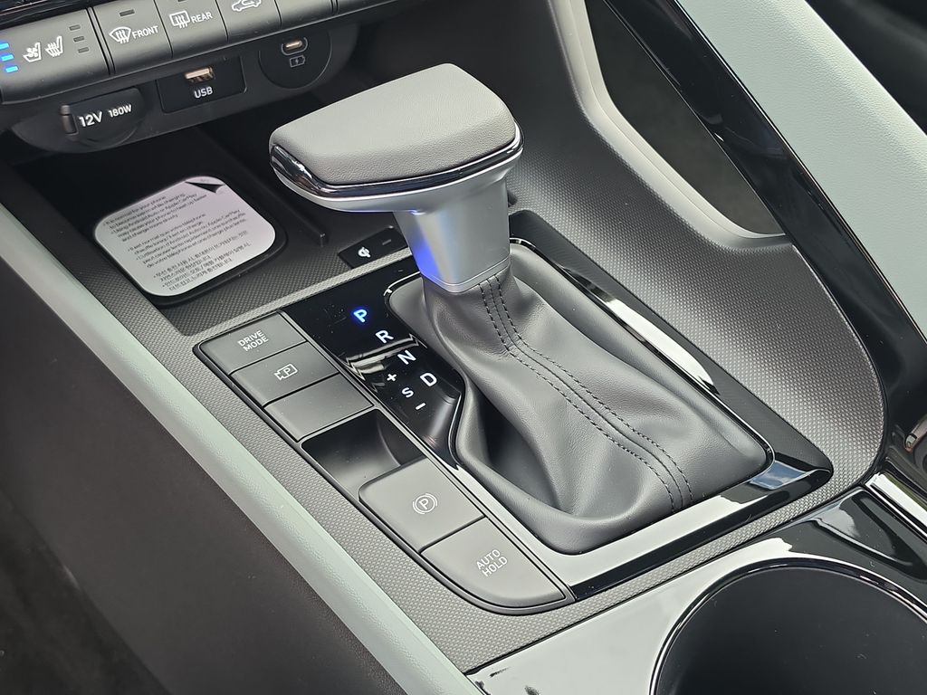 Thumbnail: 2026 Hyundai Elantra - 15