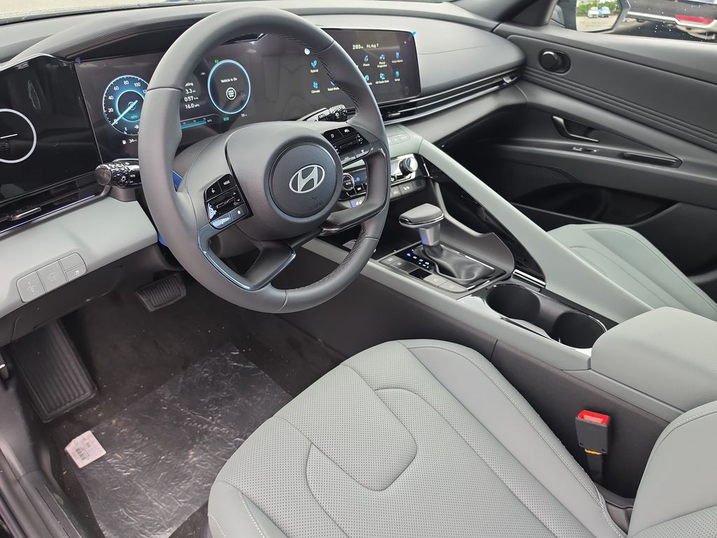 Thumbnail: 2026 Hyundai Elantra - 2