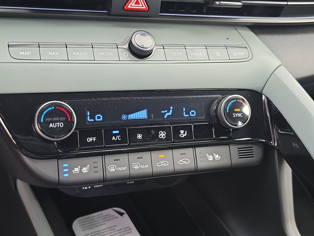 Thumbnail: 2026 Hyundai Elantra - 32