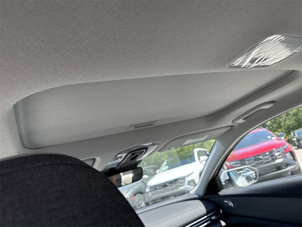 Thumbnail: 2025 Hyundai Elantra - 24