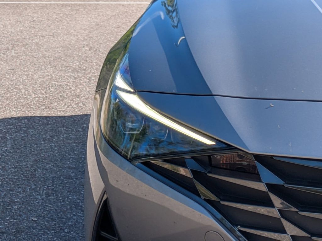 Thumbnail: 2023 Hyundai Elantra - 7