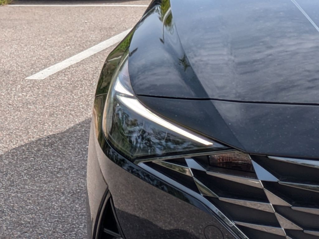 Thumbnail: 2023 Hyundai Elantra - 7
