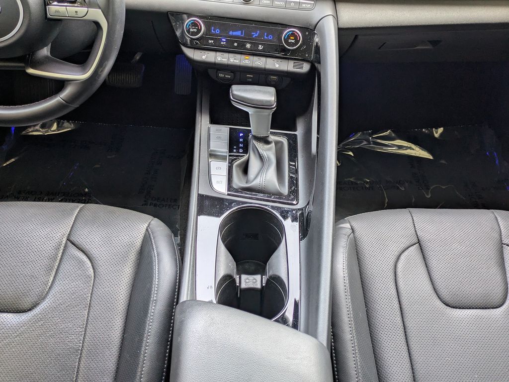 Thumbnail: 2023 Hyundai Elantra - 15