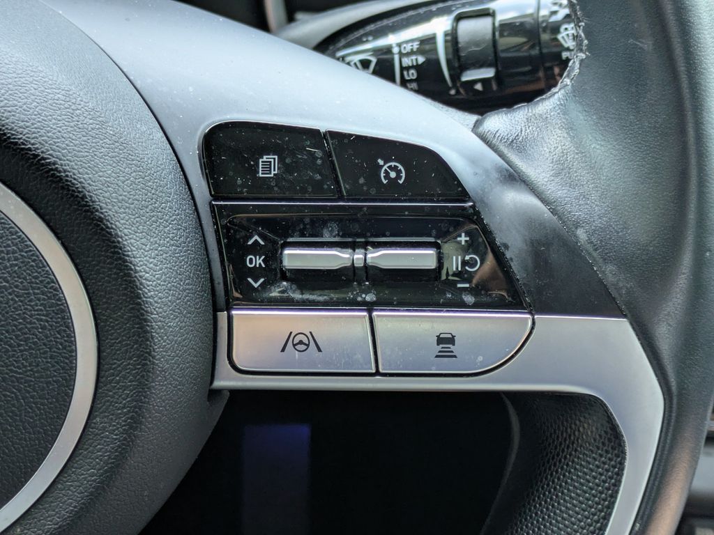 Thumbnail: 2023 Hyundai Elantra - 34