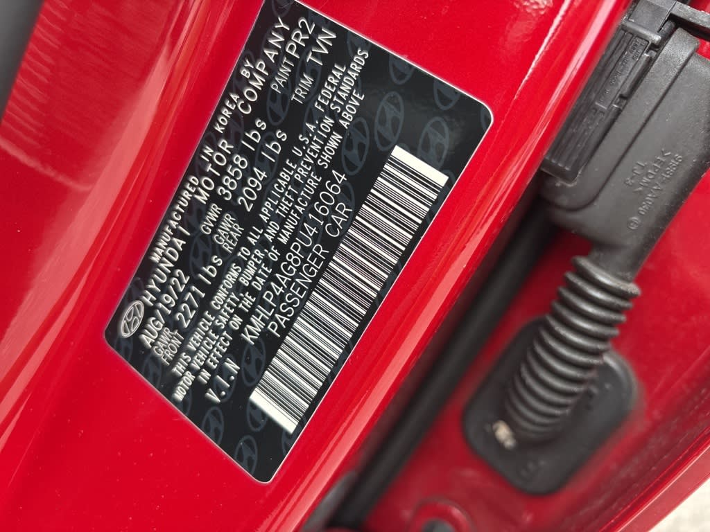 Thumbnail: 2023 Hyundai Elantra - 15