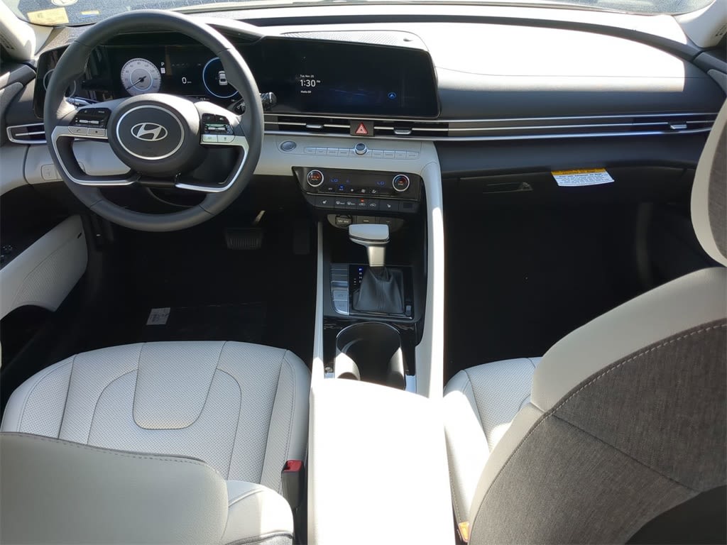 Thumbnail: 2026 Hyundai Elantra - 9