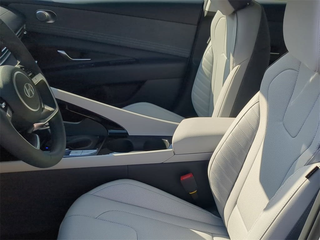 Thumbnail: 2026 Hyundai Elantra - 9