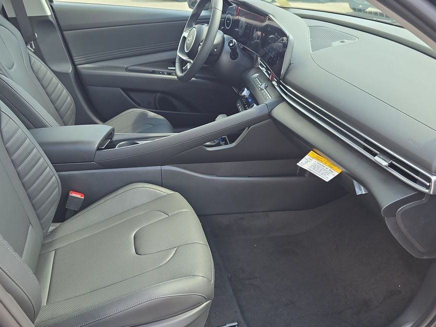 Thumbnail: 2026 Hyundai Elantra - 26