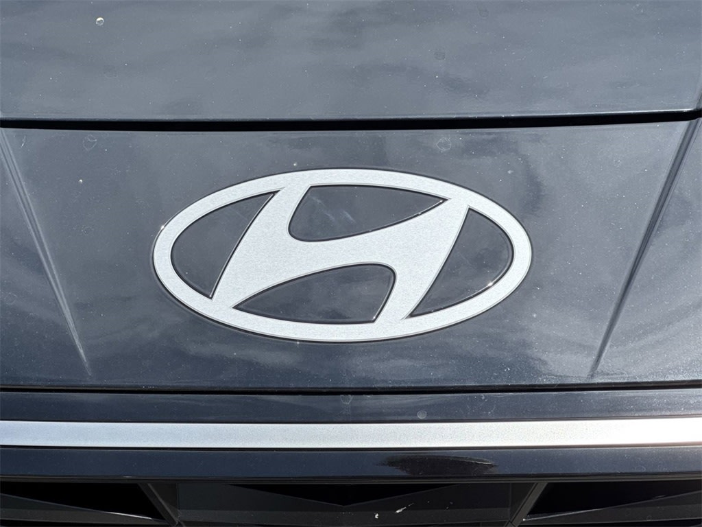 Thumbnail: 2025 Hyundai Elantra - 21
