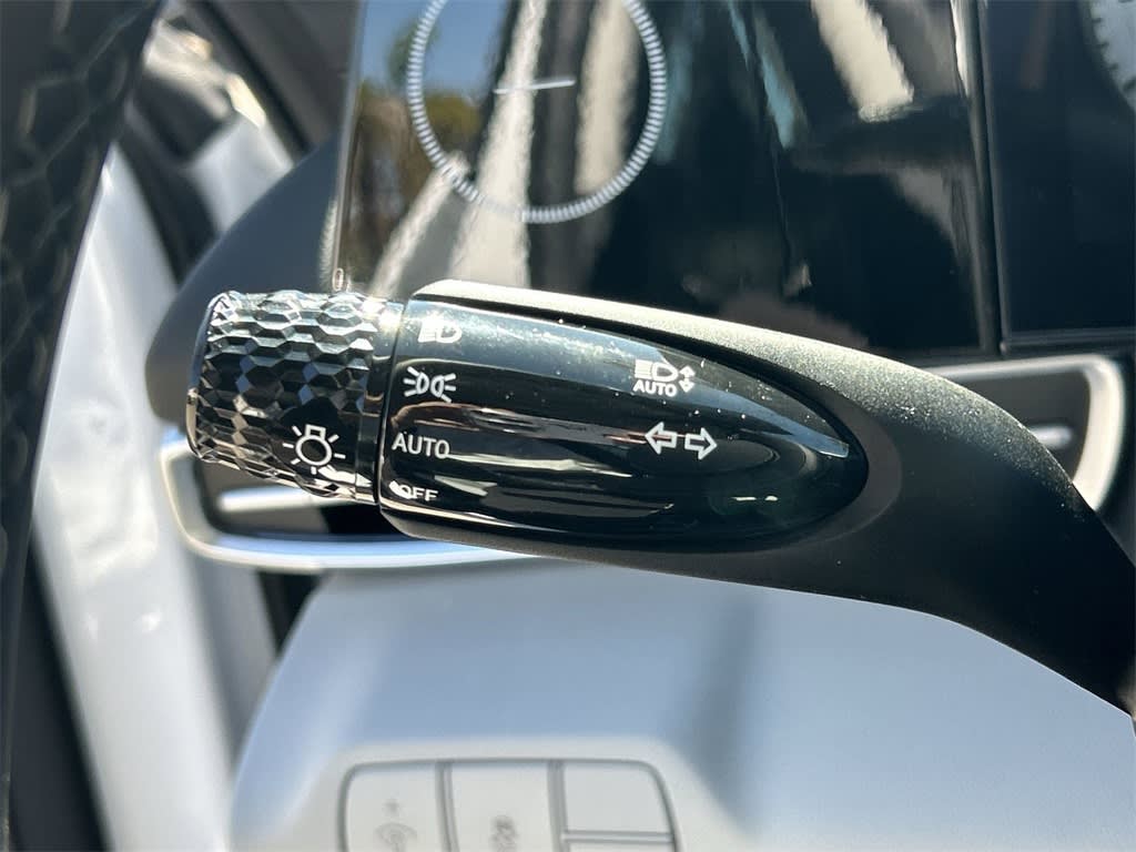 Thumbnail: 2025 Hyundai Elantra - 13