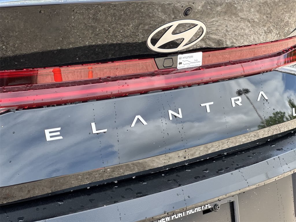 Thumbnail: 2025 Hyundai Elantra - 6