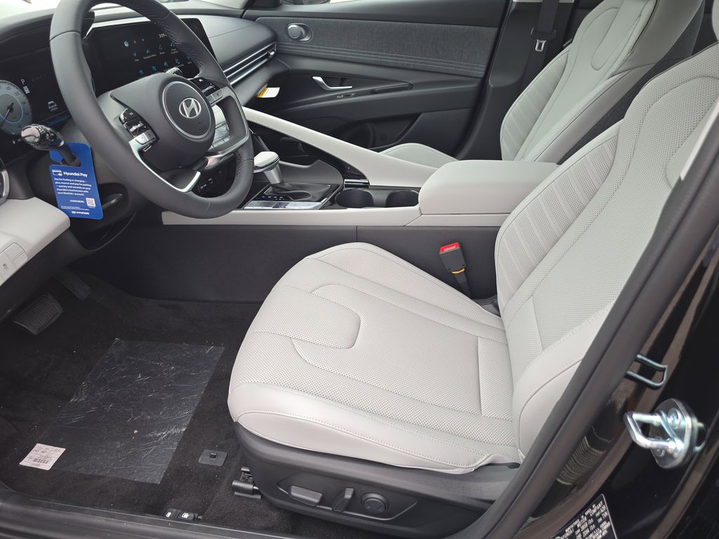 Thumbnail: 2026 Hyundai Elantra - 10