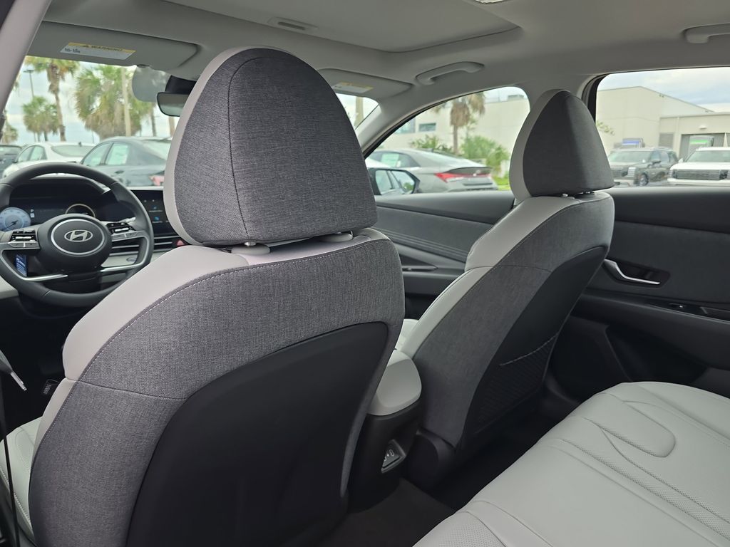 Thumbnail: 2026 Hyundai Elantra - 12