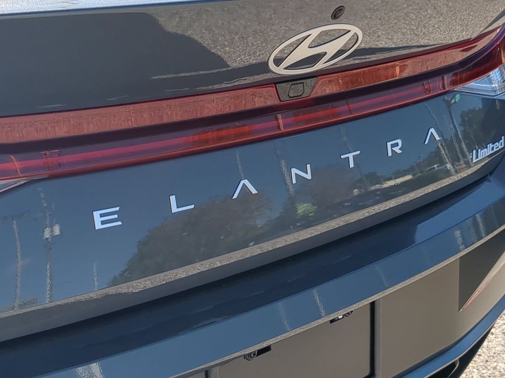 Thumbnail: 2026 Hyundai Elantra - 23