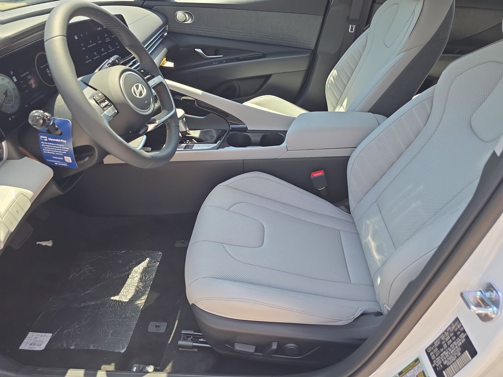 Thumbnail: 2026 Hyundai Elantra - 9