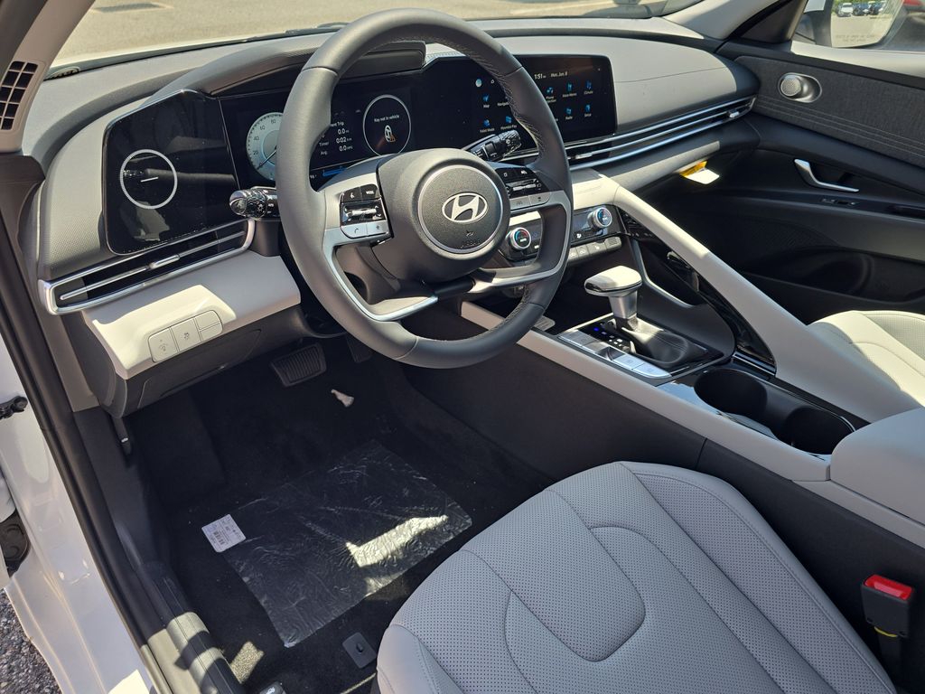 Thumbnail: 2026 Hyundai Elantra - 2
