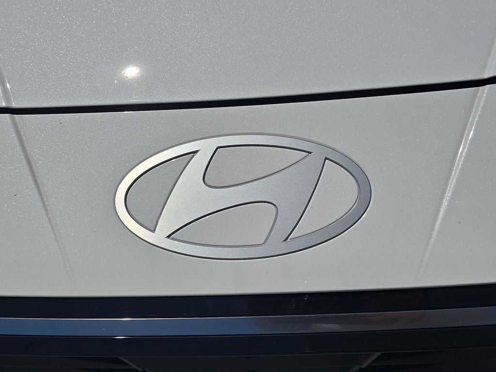 Thumbnail: 2026 Hyundai Elantra - 22