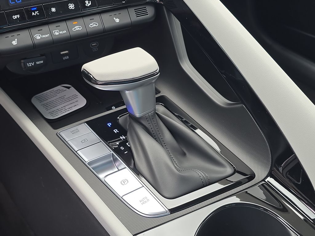 Thumbnail: 2026 Hyundai Elantra - 14