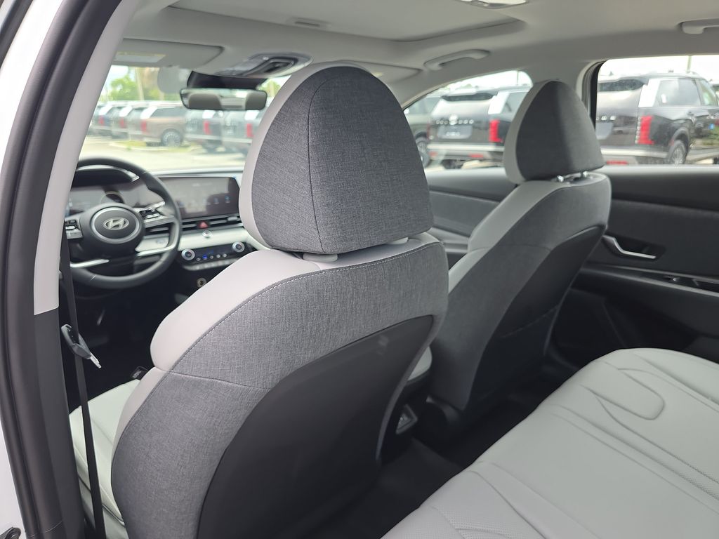 Thumbnail: 2026 Hyundai Elantra - 11