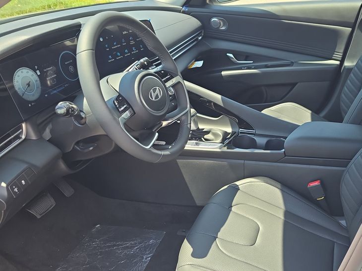 Thumbnail: 2026 Hyundai Elantra - 9