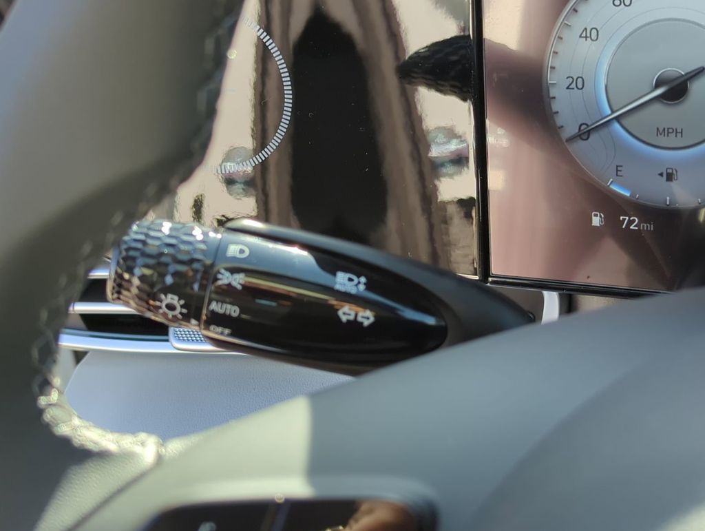 Thumbnail: 2026 Hyundai Elantra - 15