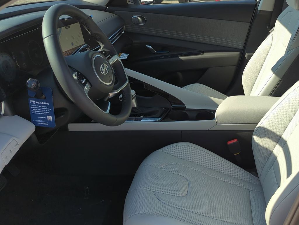 Thumbnail: 2026 Hyundai Elantra - 10