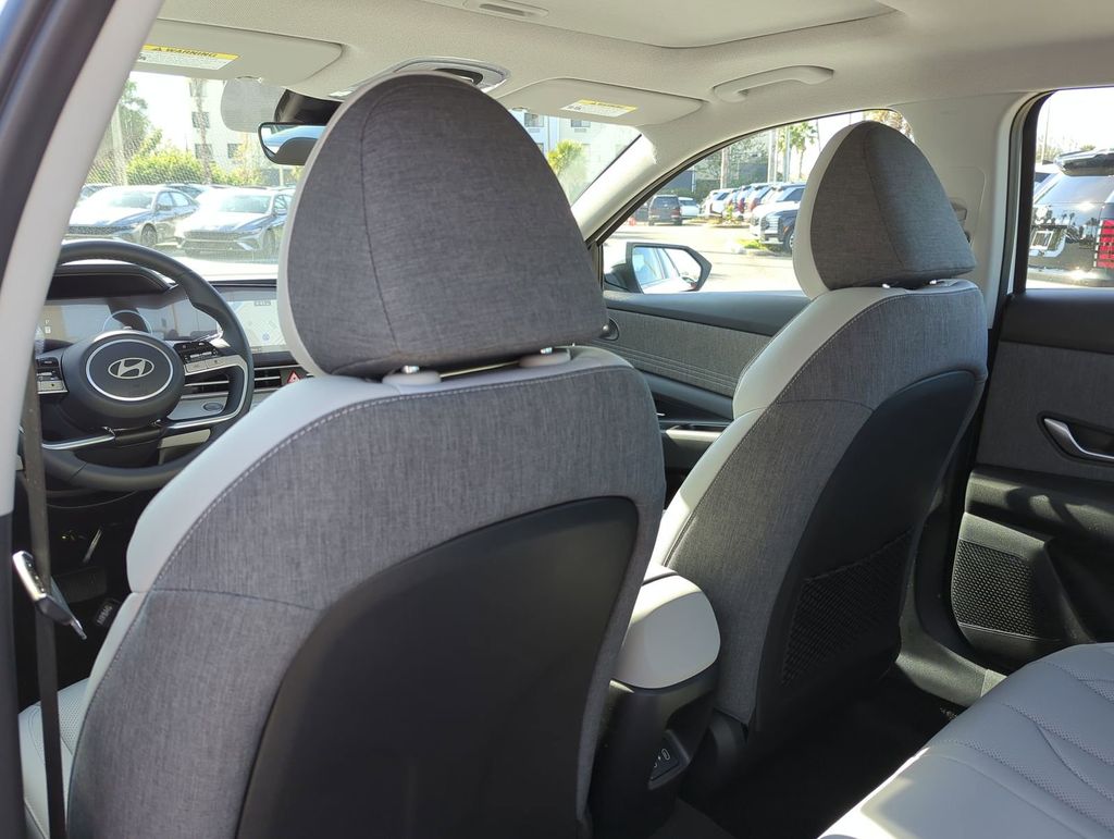 Thumbnail: 2026 Hyundai Elantra - 11