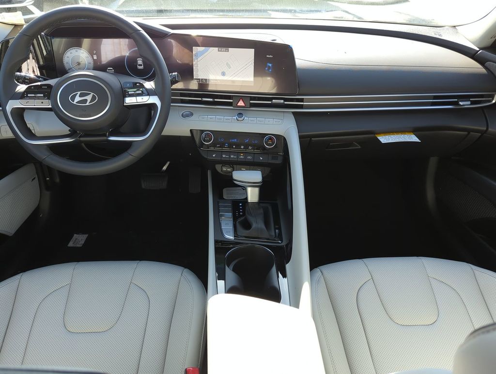 Thumbnail: 2026 Hyundai Elantra - 9