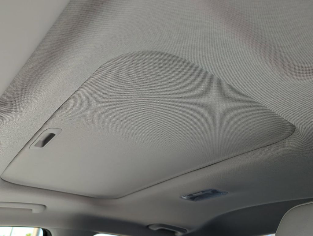 Thumbnail: 2026 Hyundai Elantra - 24