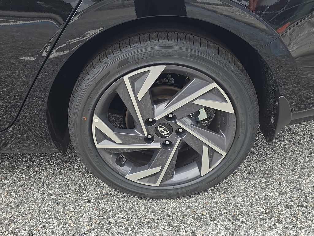 Thumbnail: 2026 Hyundai Elantra - 8