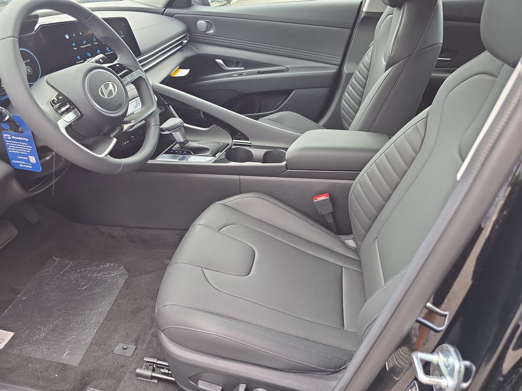 Thumbnail: 2026 Hyundai Elantra - 10