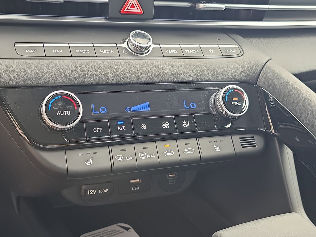 Thumbnail: 2026 Hyundai Elantra - 32