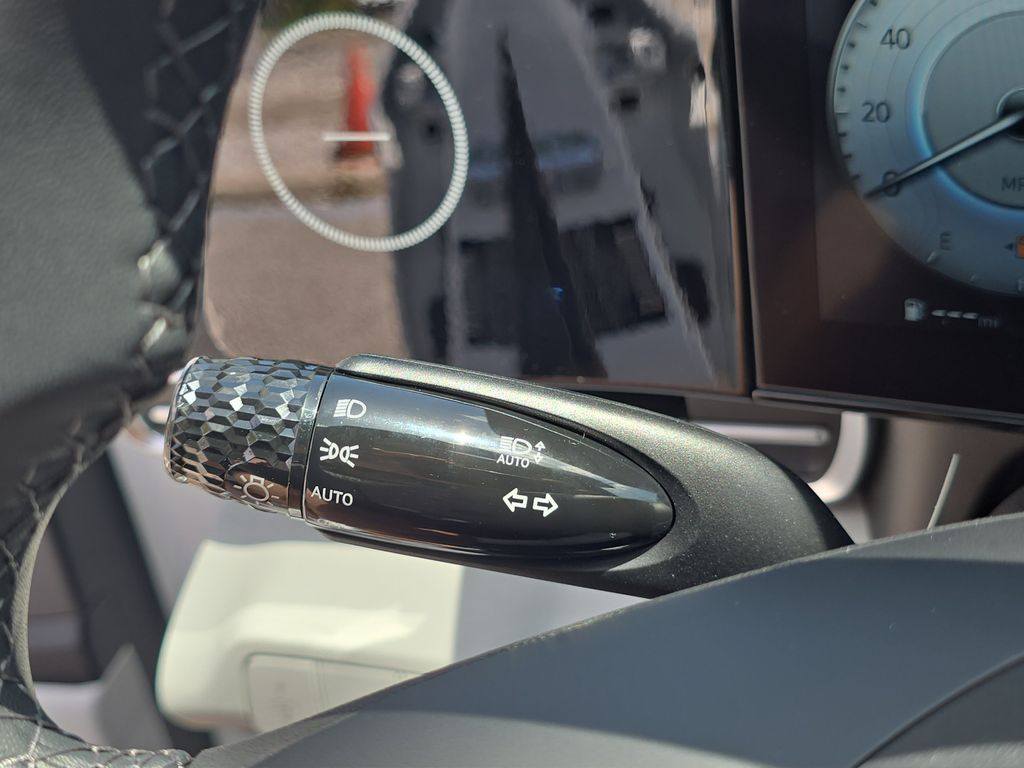 Thumbnail: 2026 Hyundai Elantra - 30
