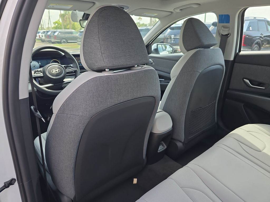 Thumbnail: 2026 Hyundai Elantra - 11