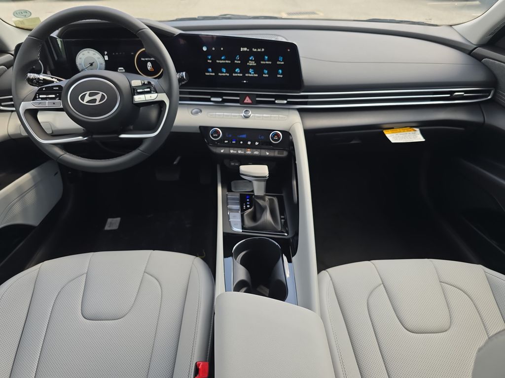 Thumbnail: 2026 Hyundai Elantra - 8