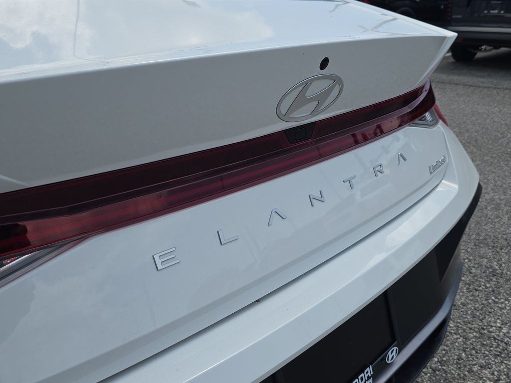 Thumbnail: 2026 Hyundai Elantra - 22