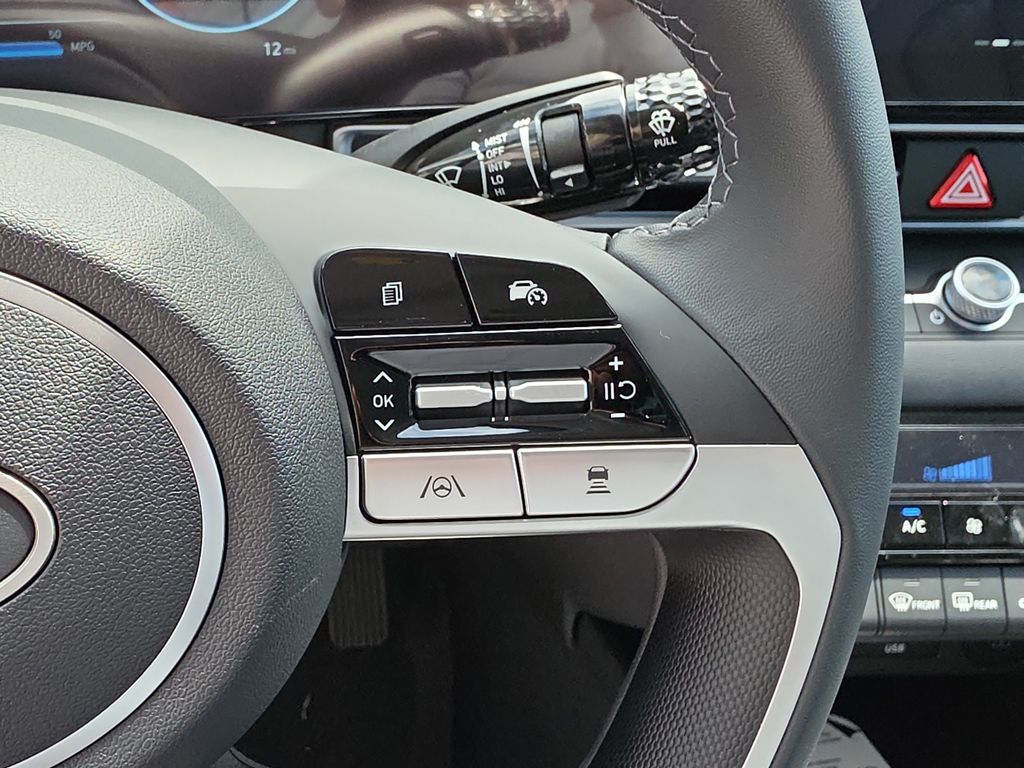 Thumbnail: 2026 Hyundai Elantra - 28