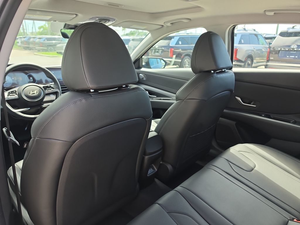 Thumbnail: 2026 Hyundai Elantra - 11