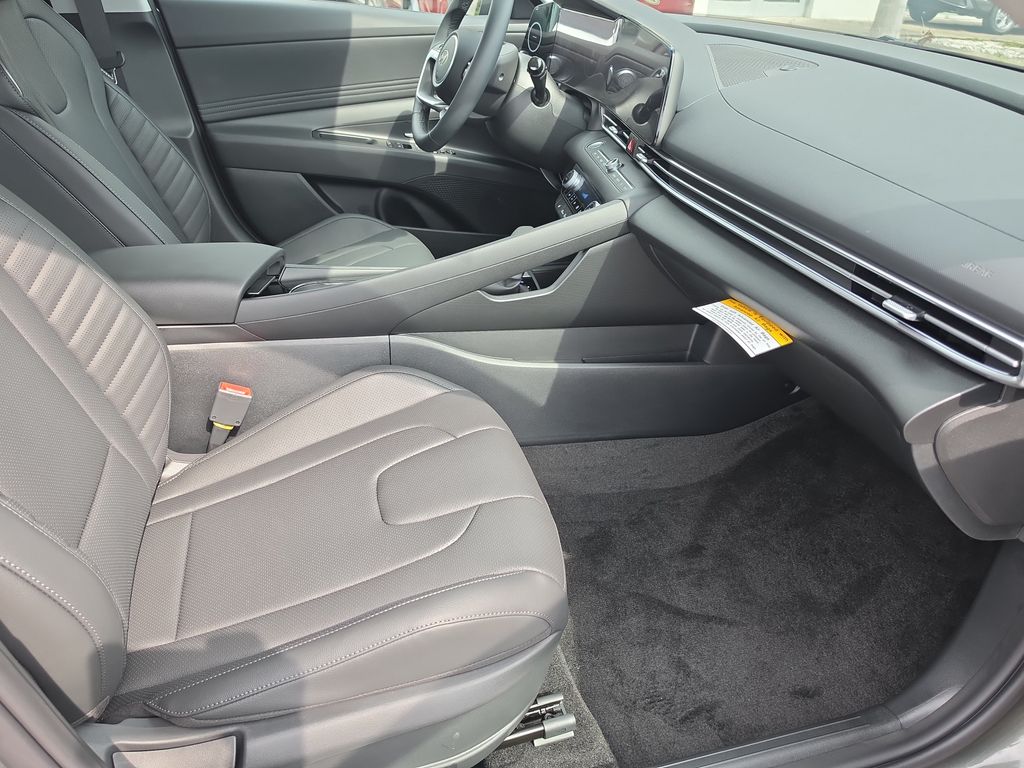 Thumbnail: 2026 Hyundai Elantra - 11