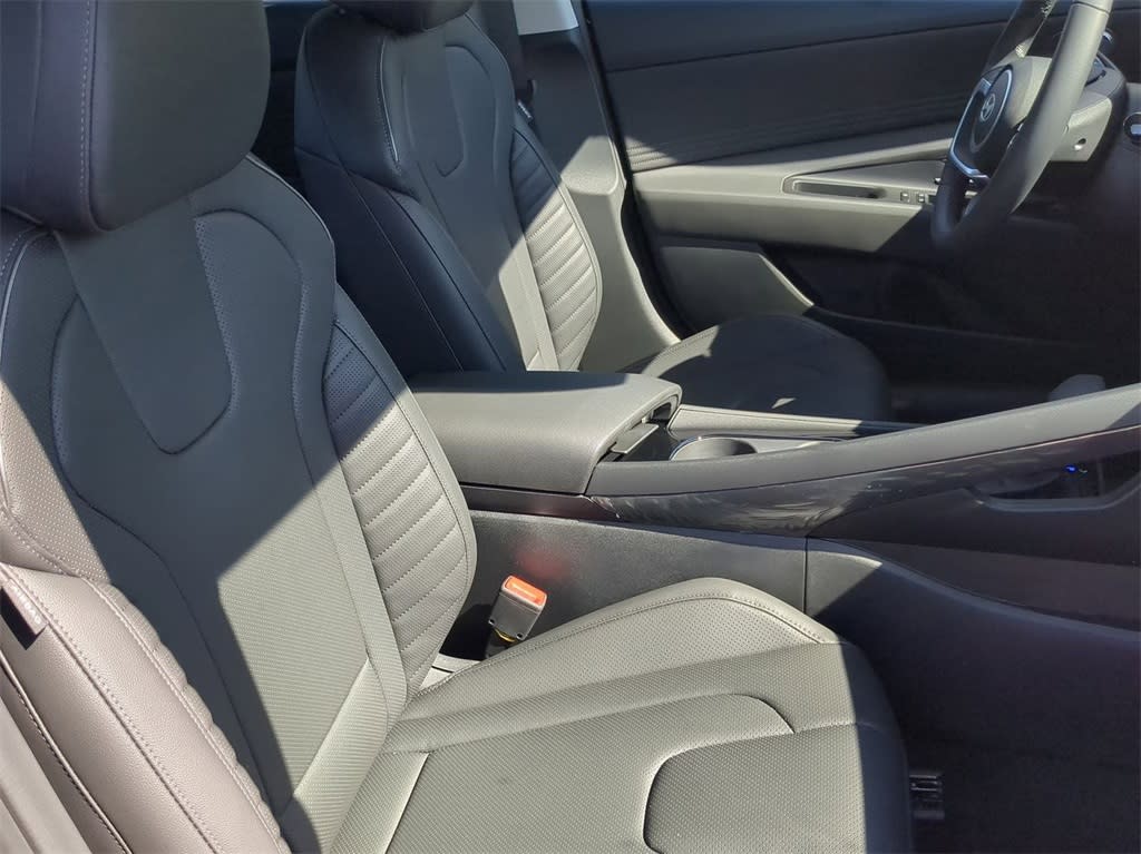 Thumbnail: 2026 Hyundai Elantra - 12